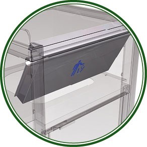 Spezielle Abfallcontainer mit  Tablettablage